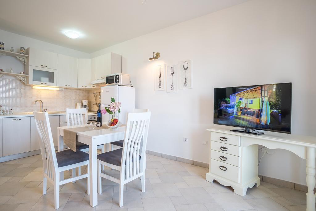 Apartments Oleandar Rogoznica  Habitación foto